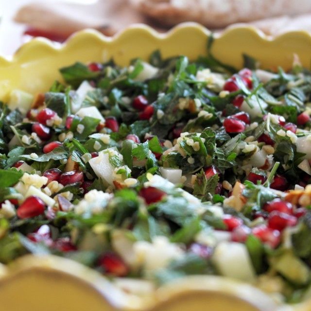 Libanonska salata s bademima i metvicom