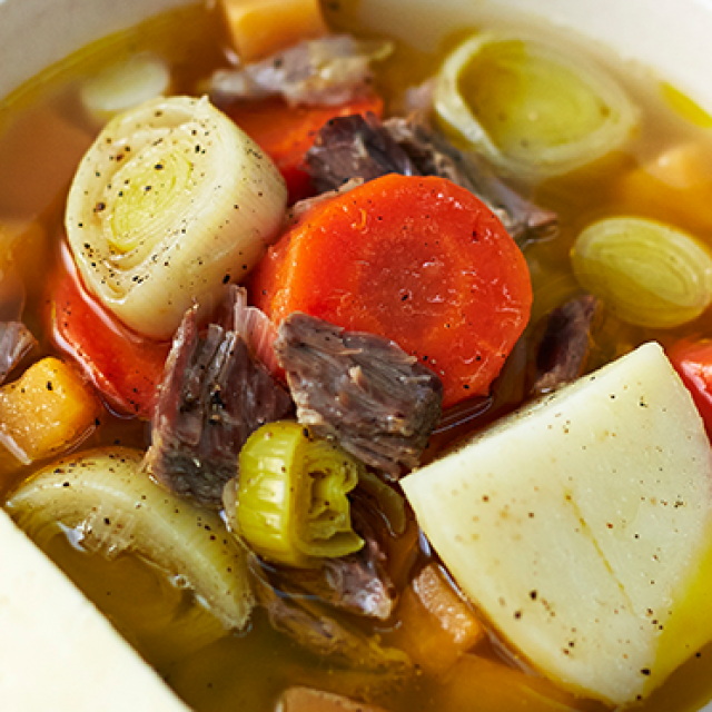 Tradicionalna velška juha (Krepka janjeća juha)